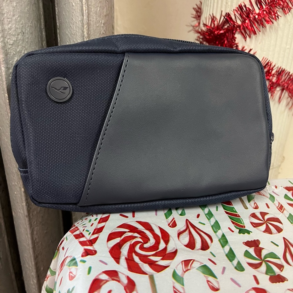 Stylish Lufthansa Business Class Bag